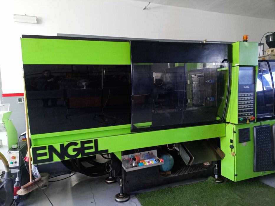 Wtryskarka ENGEL VC 650/130 Power - 1300 kN