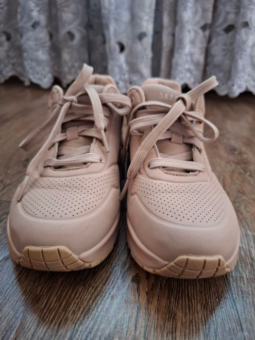 Кросівки Skechers жіночі Uno Stand on Air, 37 р. (24 см), бежеві