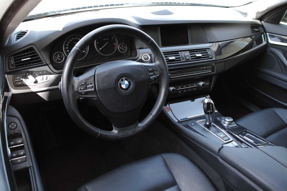 BMW 520D Touring Auto 2.0 184CV (234€/mês)