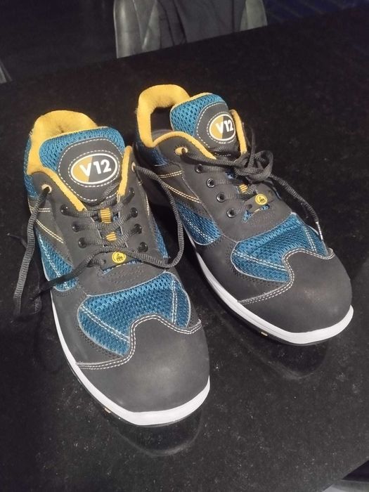V12 FOOTWEAR ESD Safety Boots (size 46)