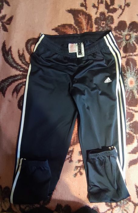 Спортивные штаны