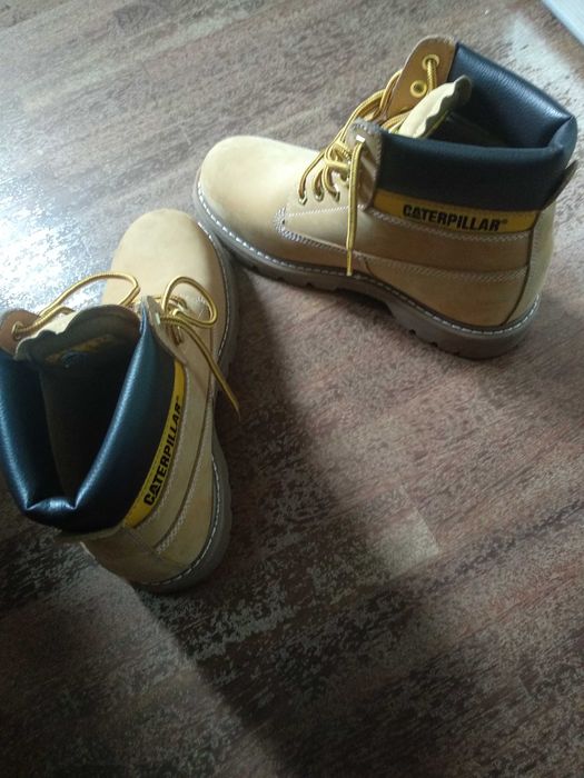 Botas Caterpillar 44