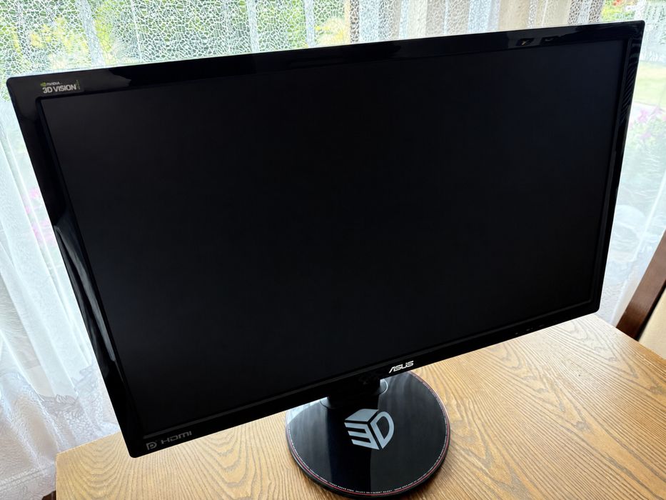 Komputer do nauki i gier + monitor FULL HD
