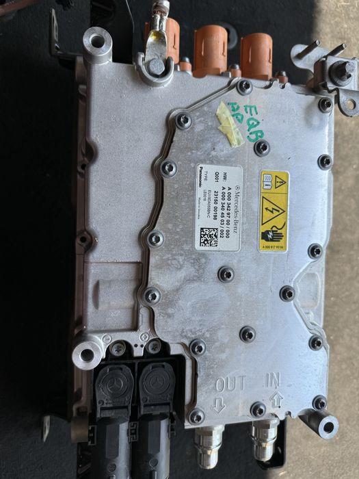 Инвертор EQB 250+ X243 Mercedes Benz гибридный Привод