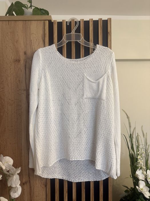 Sweter biały damski uniwersalny