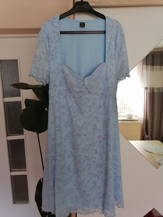 Elegancka sukienka ciążowa kwiatuszki wesele komunia ML