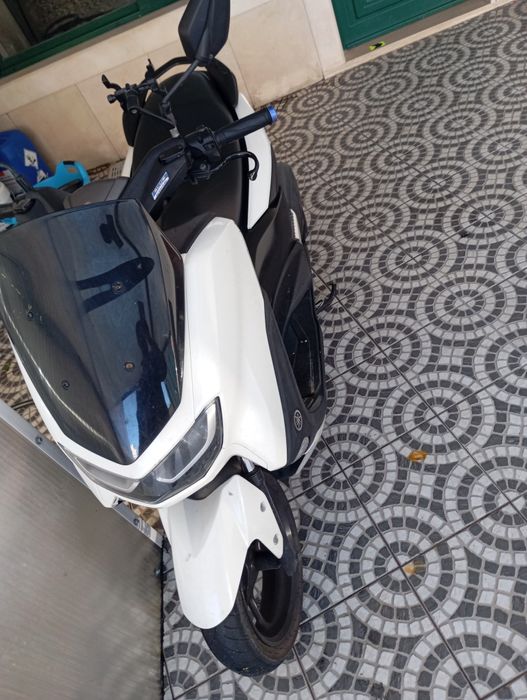 Yamaha NMAX 2023