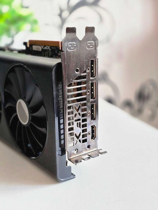 XFX AMD Radeon RX 7700 XT 12GB Пломба