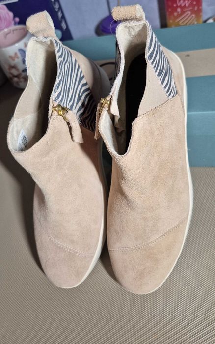 Нові фірмові ботильйони весна-осінь