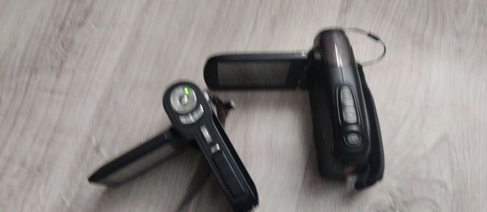 Відеокамери дві штуки