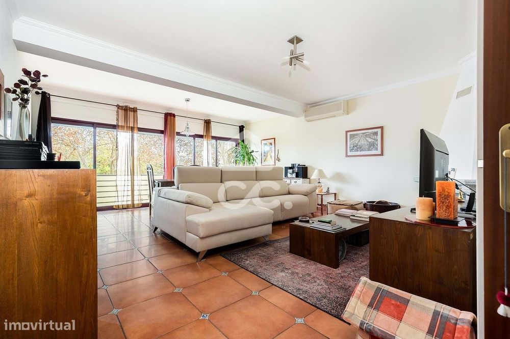 Apartamento T2 no 1º andar c/ Garagem | Quinta do Rosário, Évora — Malagueira E Horta Das Figueiras, Évora