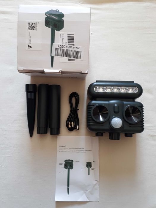 Ультрозвуковий відлякувач тварин на сонячній батареіі H7016