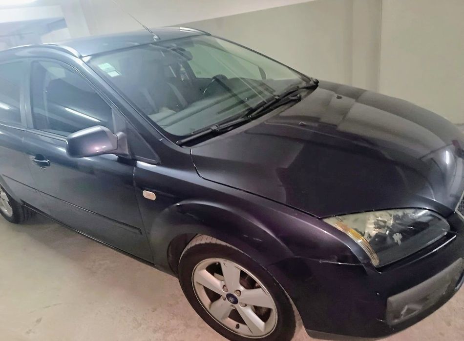 Ford Focus 1.6 TDCI GHIA — photo 2