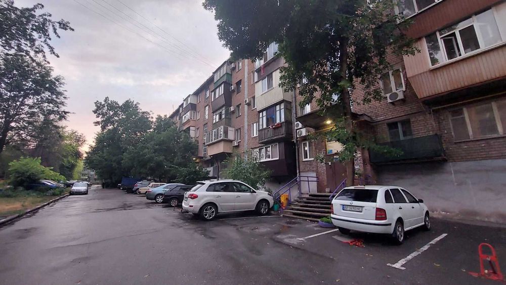 *2х кімн. квартира на вул. Добровольчих батальйонів, Заводський р-н