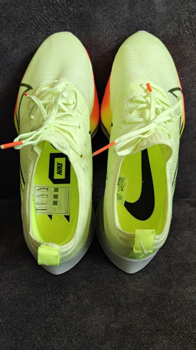 Оригінали Nike Air Zoom Tempo NEXT% Flyknit 44,5 Е