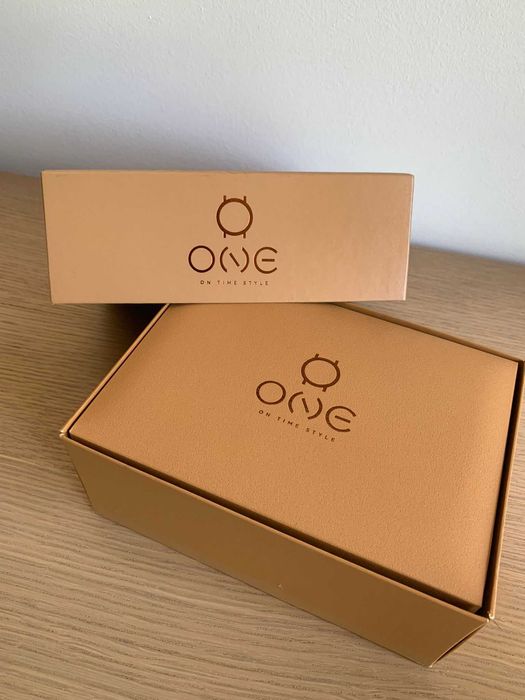 Relógio da ONE + Caixa Original