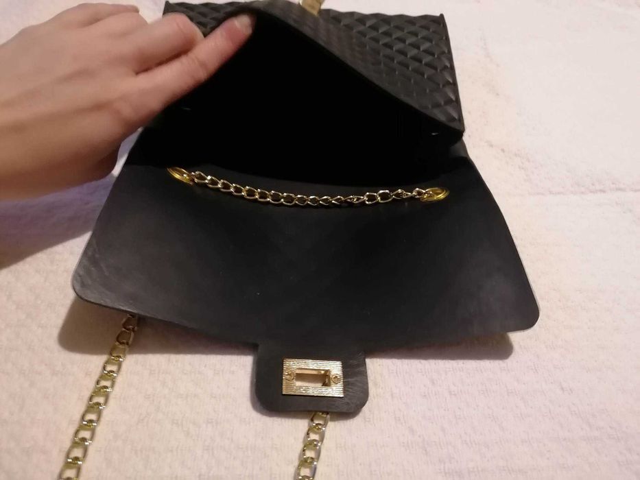 Mala preta de silicone Flying Tiger - Nunca Usada