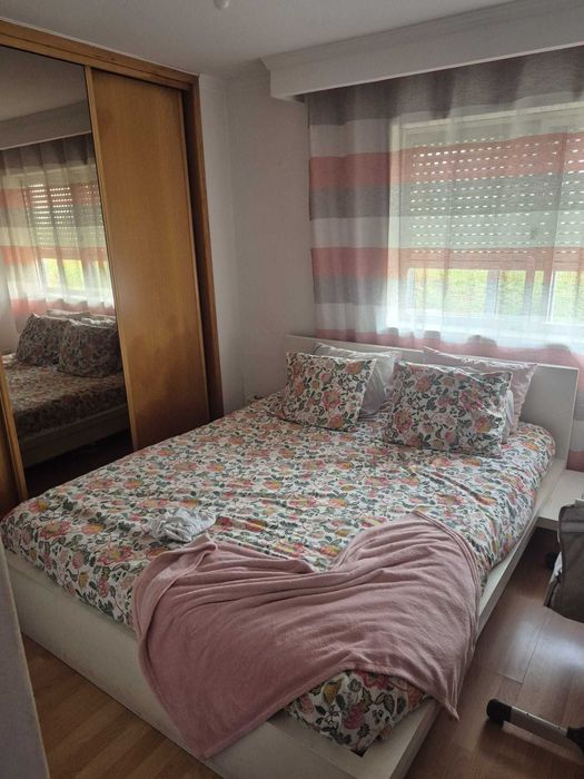 arrenda-se T4 em Valbom, a 5 minutos do Porto, 2º andar