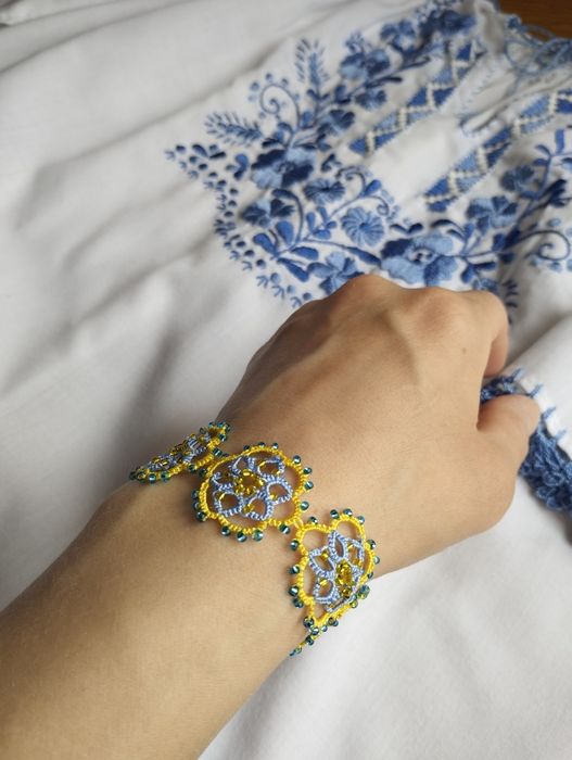 Патріотичний браслет. Прикраса під вишиванку. Подарунок