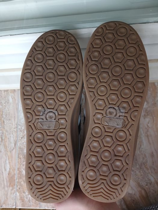 Зимні   кросівки