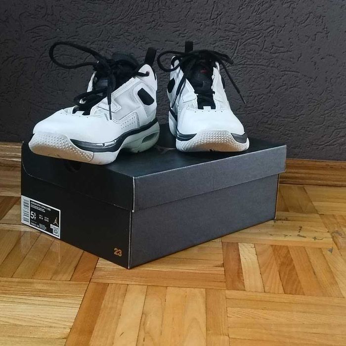 Buty Jordan Stay Loyal 3(gs)