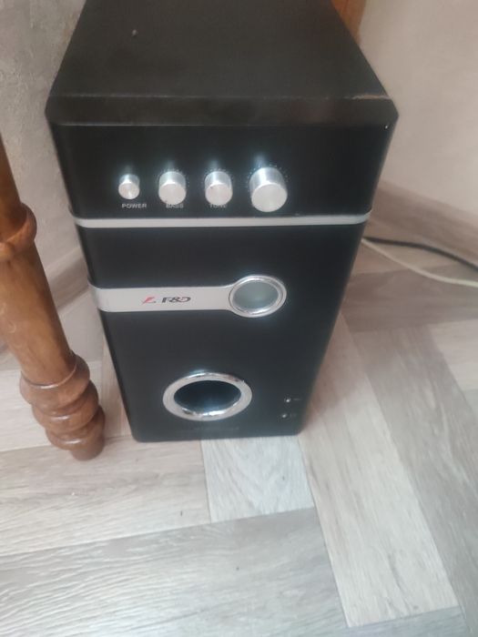 Срочно .ДЕШЕВО .Компютер мощный .RAM -32,памяти 500g.