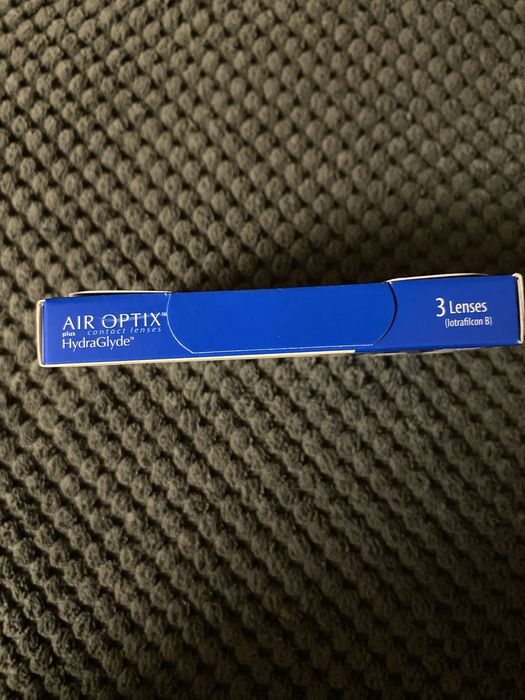 Контактні лінзи Air Optix plus HydraGlyde