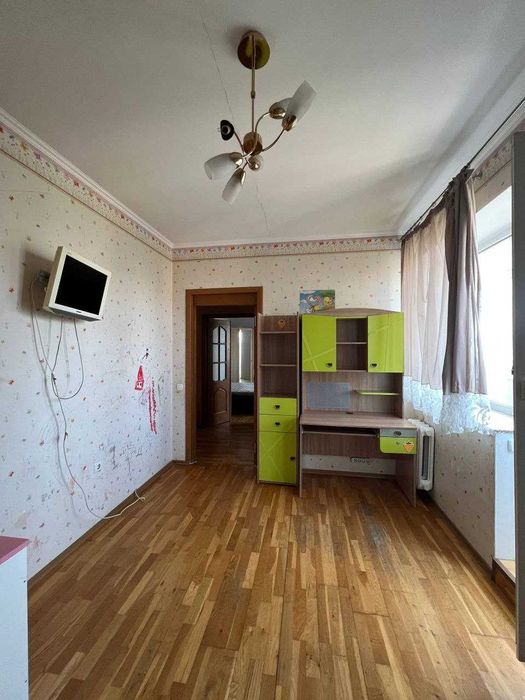 3 комнатная квартира в новом, кирпичном доме на Заболотного / Сахарова . Поселок Котовского