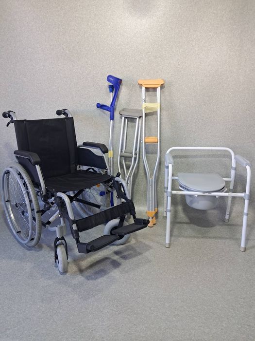 Инвалидная коляска роллаторы ходунки крісло туалет стілець санітарний ...