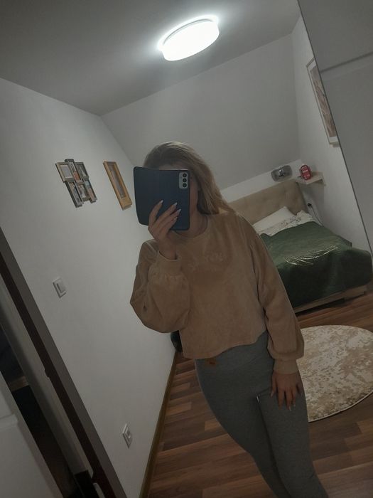 Bluza ala welurowa ciepła pluszowa xs s crop top