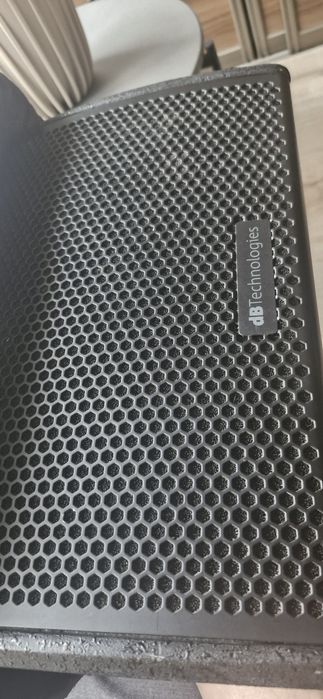 Monitor  odsłuchowy db technologies  Fmx10