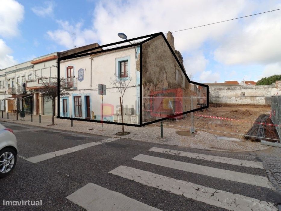 Casa Antiga Para Recuperar - Montijo Centro