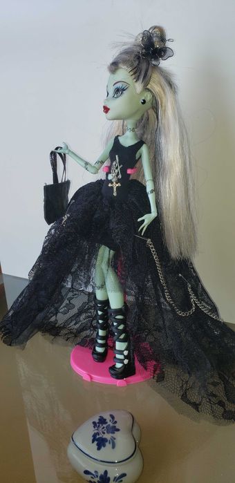 Monster high boneca