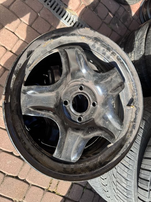 Felgi stalowe renault dacia 16 cali