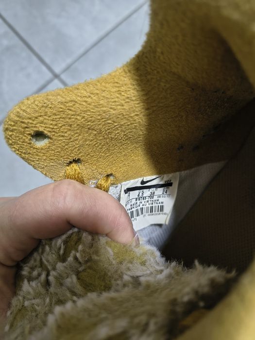 Buty młodzieżowe, przejściówki Nike