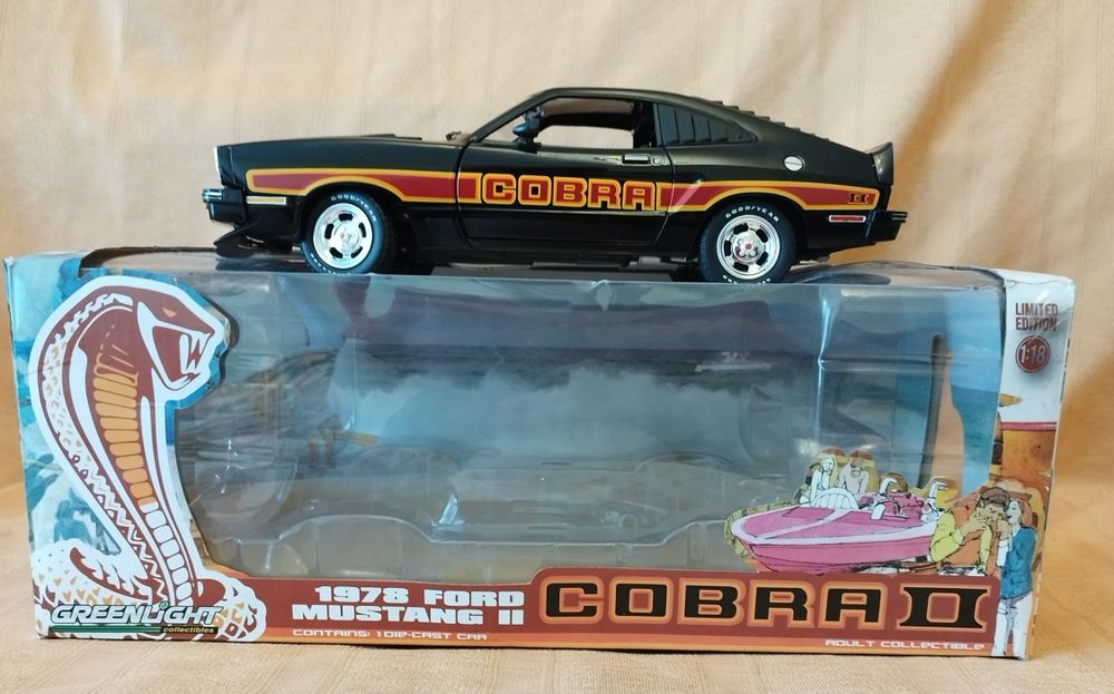 Model Ford Mustang Cobra II 1:18 od firmy Greenlight