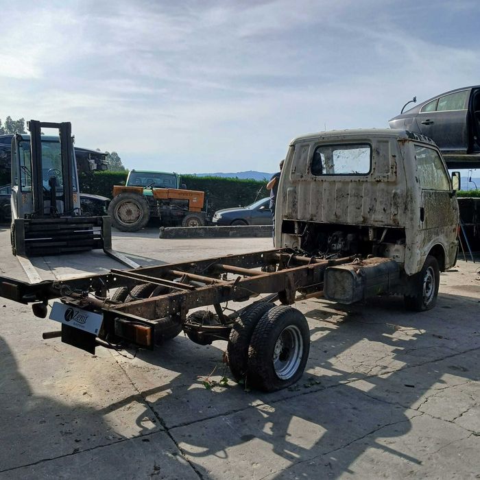 Mazda Pick Up 2.1D de 1991 - Peças Usadas