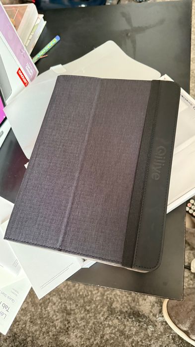 Lenovo Tab M11 with tab pen
