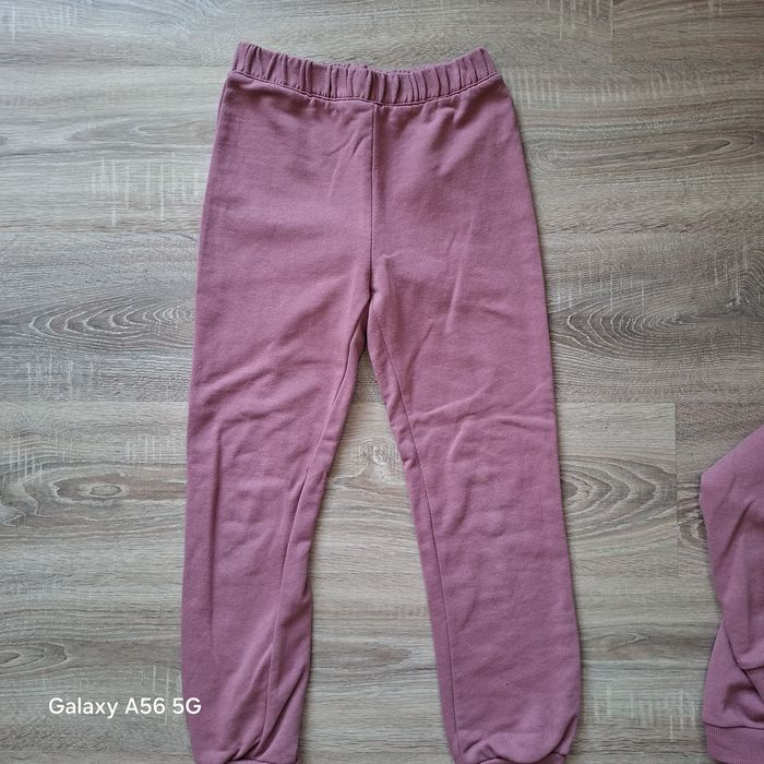 Komplet bluzka z kołnierzykiem plus spodnie r. 140