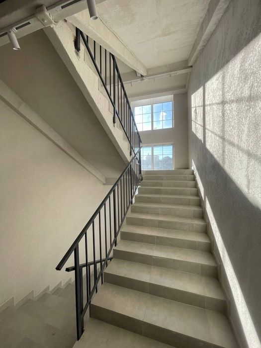 Квартира 48м2, кухня-студія, 3 поверх