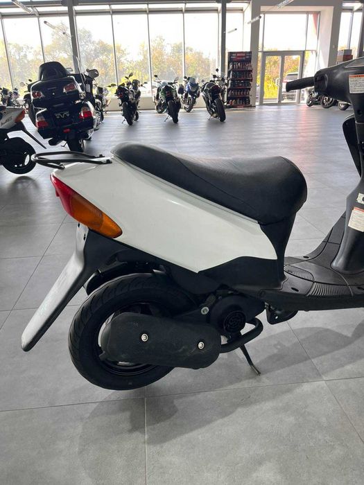 Скутер Suzuki Lets 3