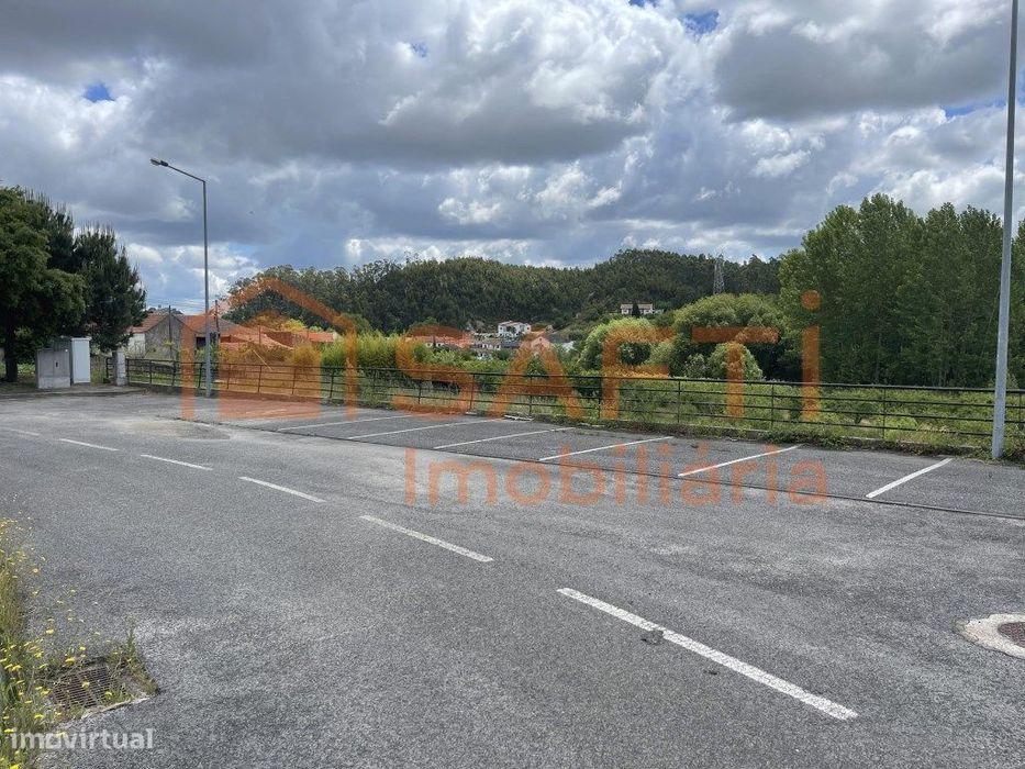 Terreno de 790 m² em Leiria para construir