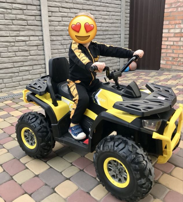 Квадроцикл дитячий у відмінному стані