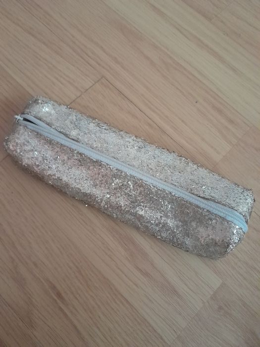 Estojo escolar brilhante com glitter novo