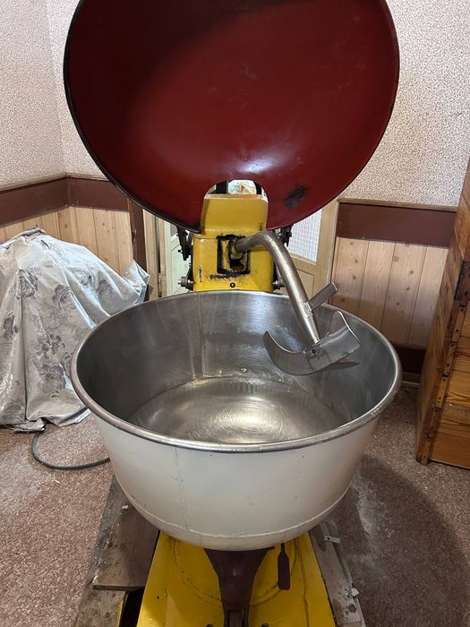 Продам профессиональную мельницу для сахара