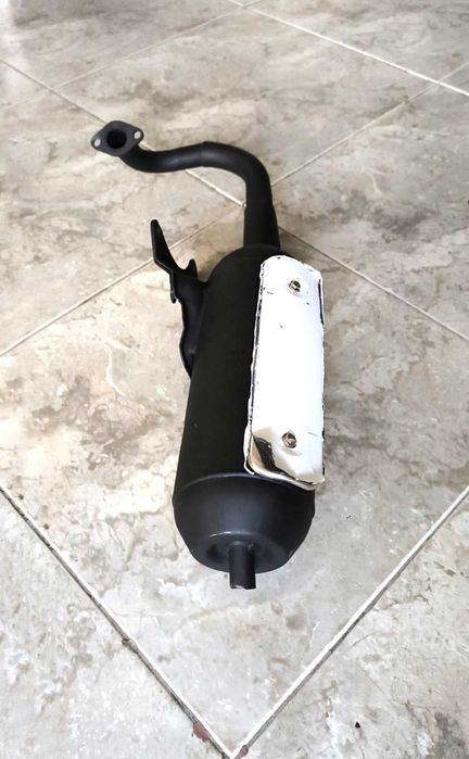 Escape nova para scooter TYPHOON