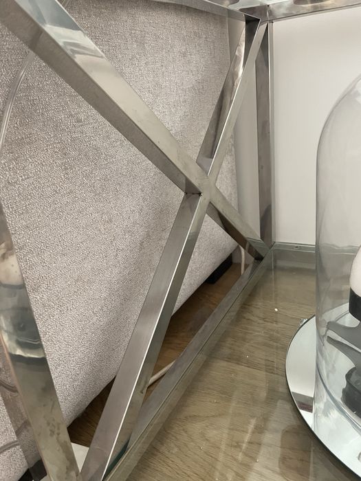 Mesa de apoio 60x60x50 (altura)