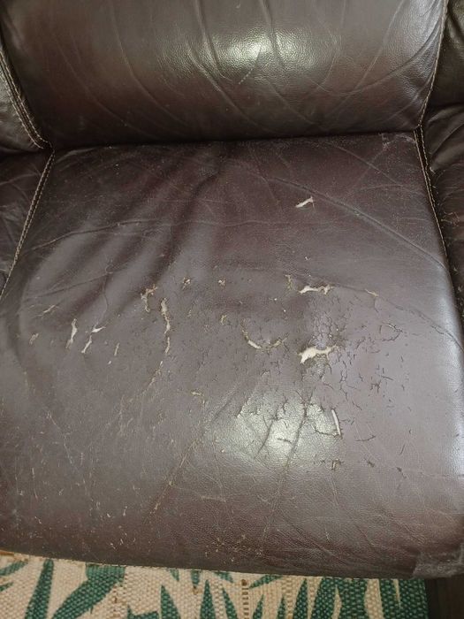 Sofá em pele Chateau d'Ax 3 lugares com chaise long e relax eléctrico