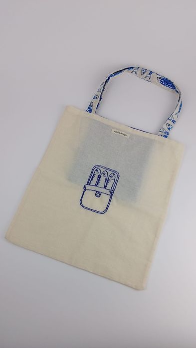 Totebags bordado à mão