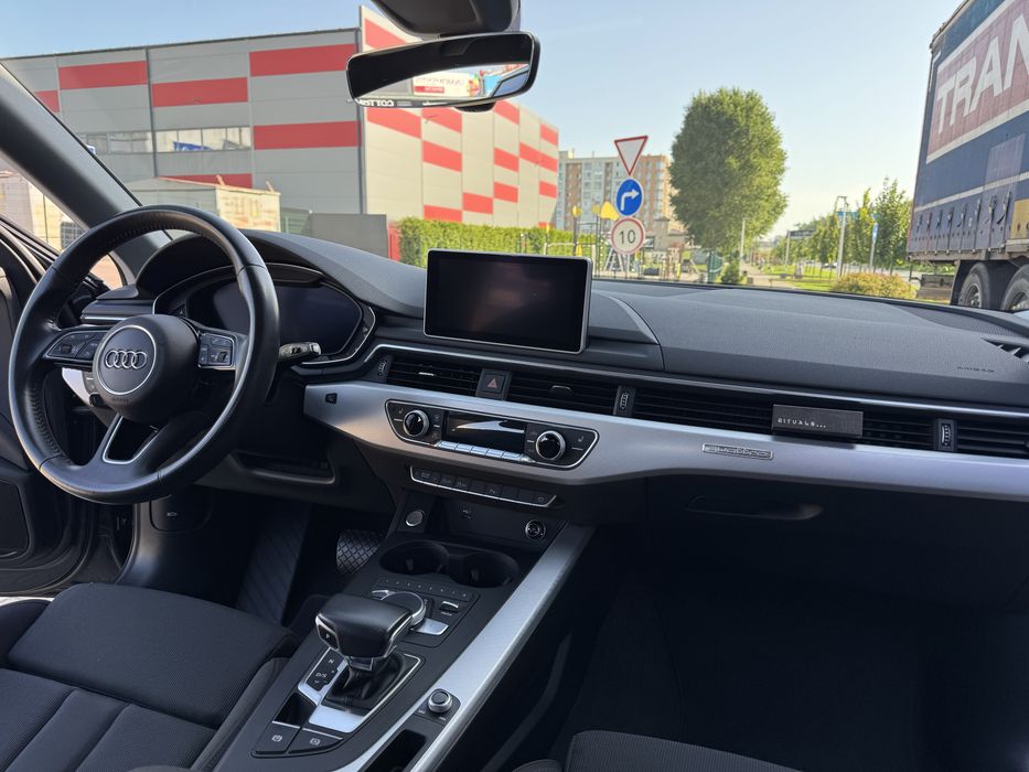 Audi A4 2019 VIN WAUZZZF47KA079169 фото оголошення 19 з 24